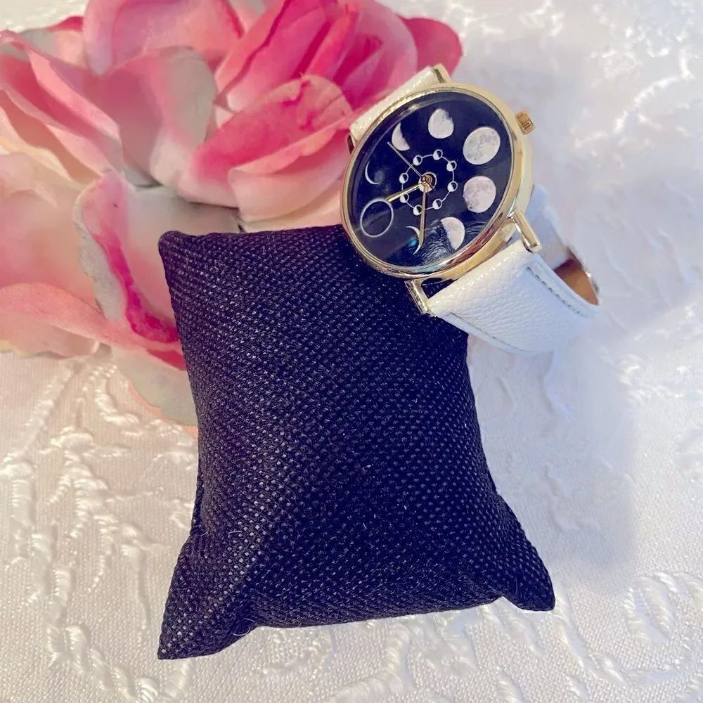 🎊Newltem Gold Stainless Steel Fashion White Women’s Watch